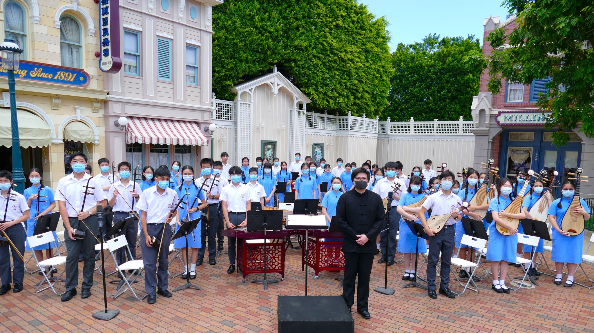 20220727 – Chinese Orechestra Performance with Ying Wa College at Hong Kong Disneyland